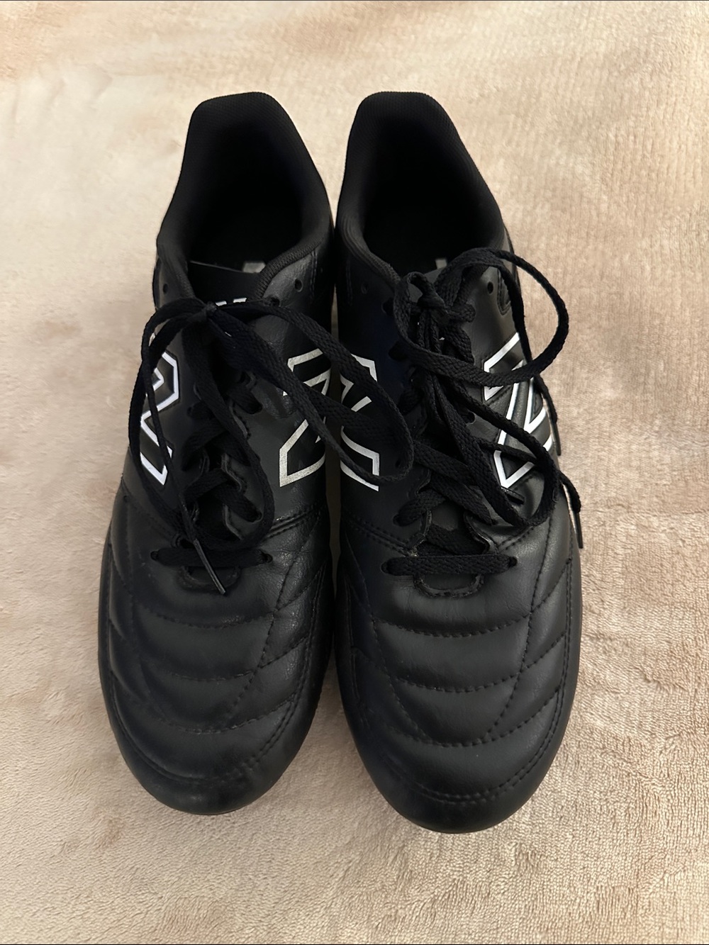 New Balance 442 Black Soccer Cleats